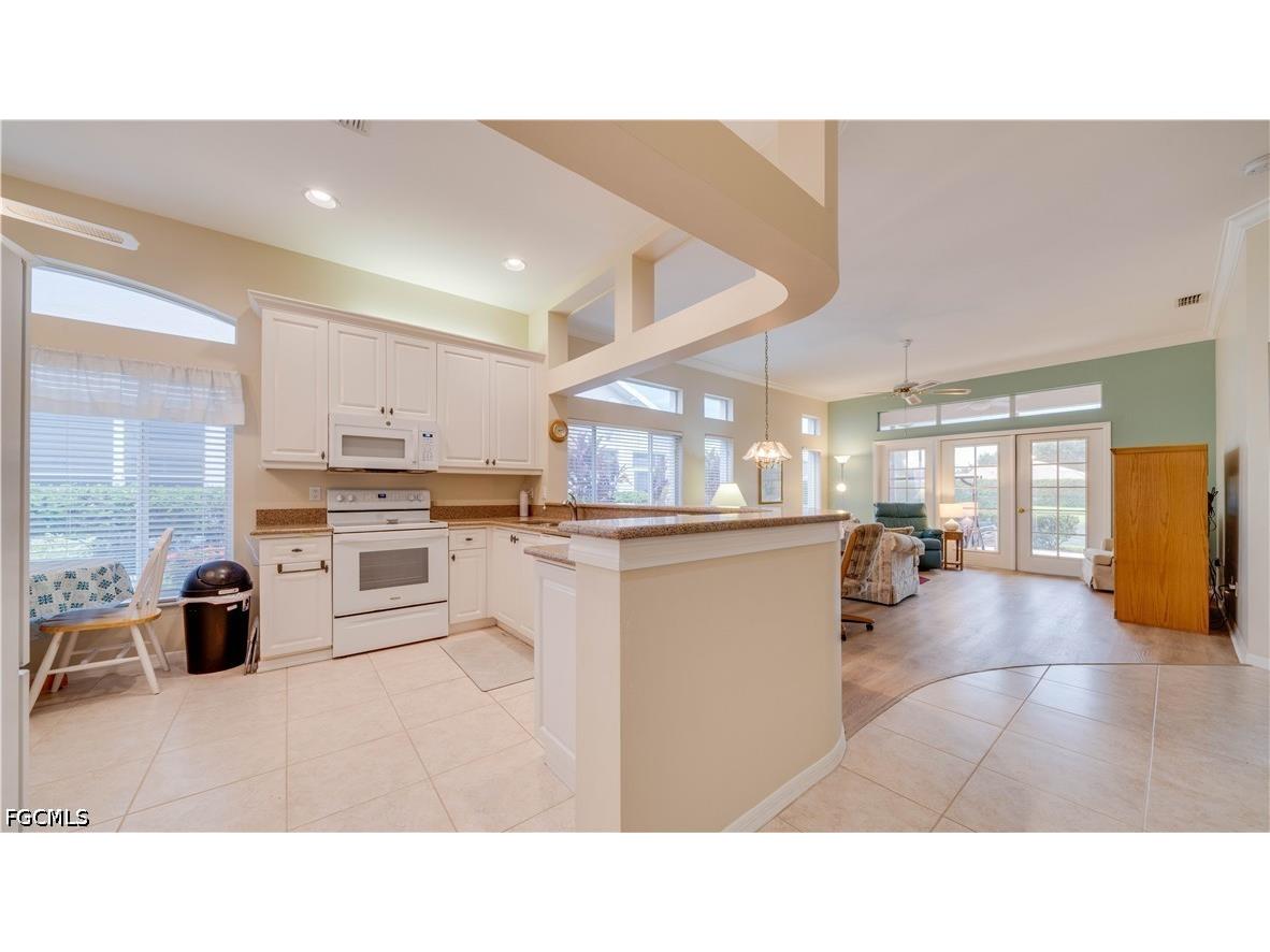 12774 Devonshire Lakes Circle Fort Myers FL 33913 2026031479 image5