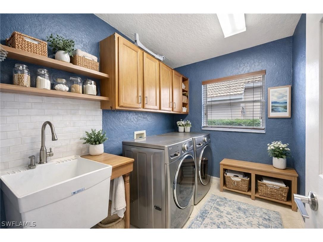 1278 Barrigona Court Naples FL 34119 226009297 image9
