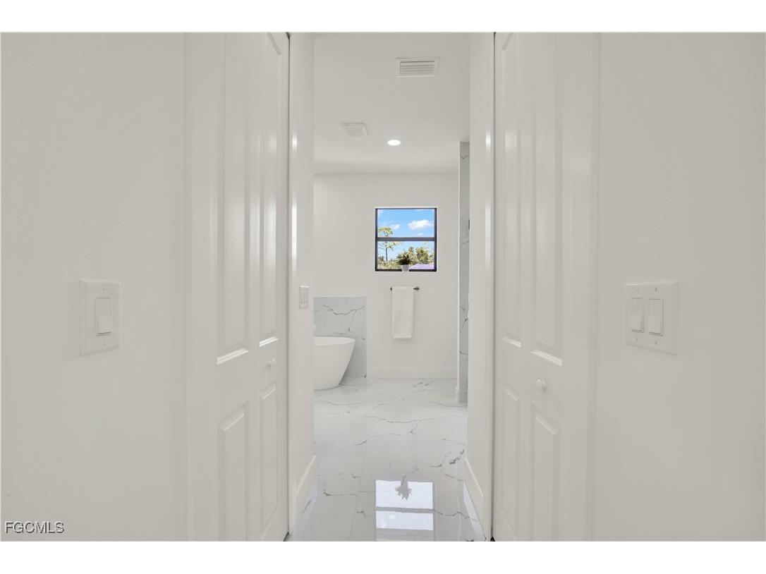 1278 Miliken Terrace Port Charlotte FL 33953 2025009963 image25