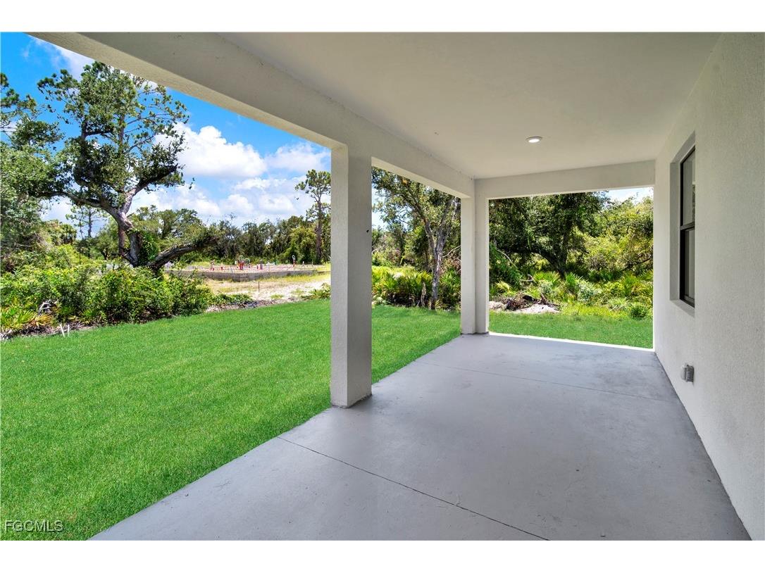 1278 Miliken Terrace Port Charlotte FL 33953 2025009963 image6