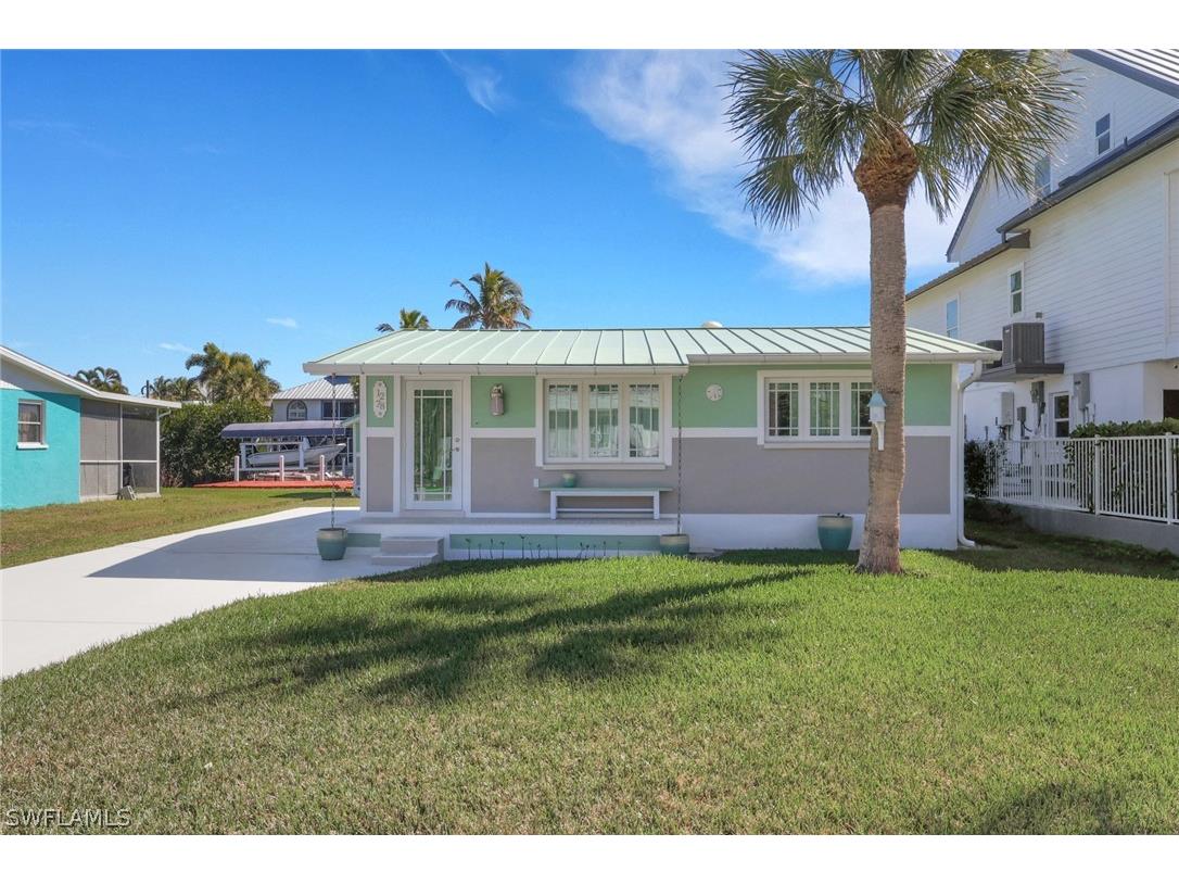 1278 Rainbow Court Naples FL 34110 226010890 image3