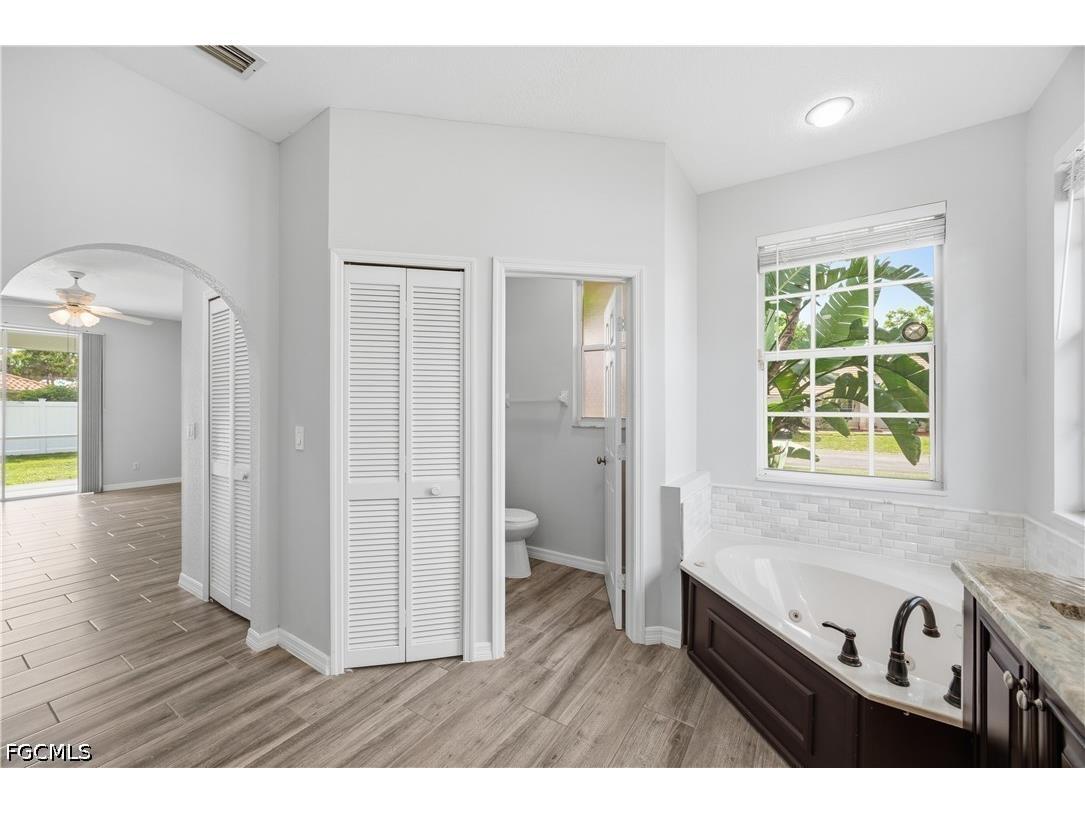 12781 Meadow Pine Lane Fort Myers FL 33913 2026019015 image18
