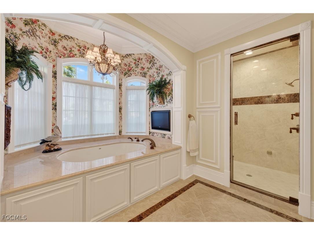 12782 Yacht Club Circle Fort Myers FL 33919 2026006583 image32