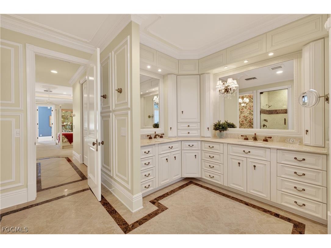 12782 Yacht Club Circle Fort Myers FL 33919 2026006583 image34