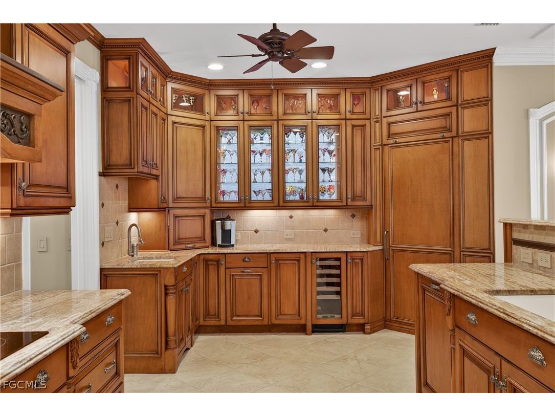 12782 Yacht Club Circle Fort Myers FL 33919 2026006583 image9