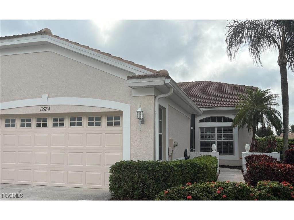 12784 Devonshire Lakes Circle Fort Myers FL 33913 2025013485 image1