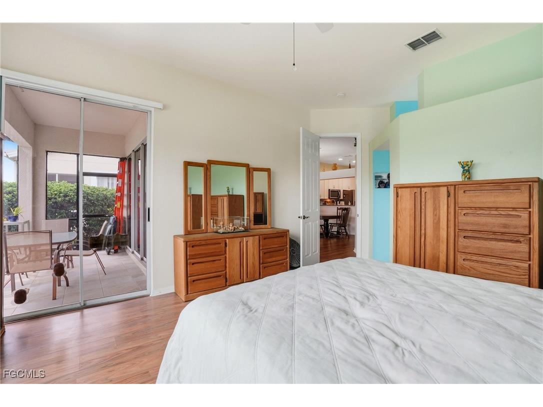 12784 Devonshire Lakes Circle Fort Myers FL 33913 2025013485 image14