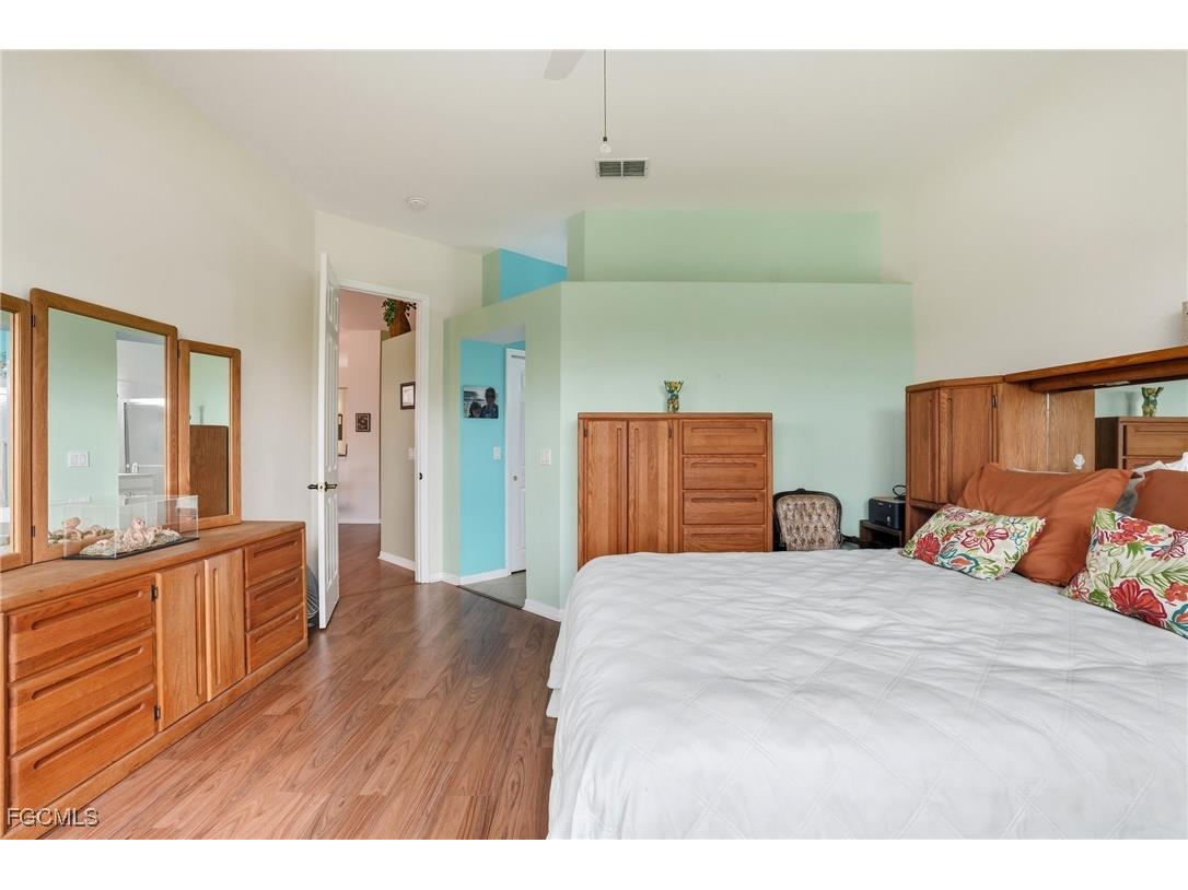 12784 Devonshire Lakes Circle Fort Myers FL 33913 2025013485 image16