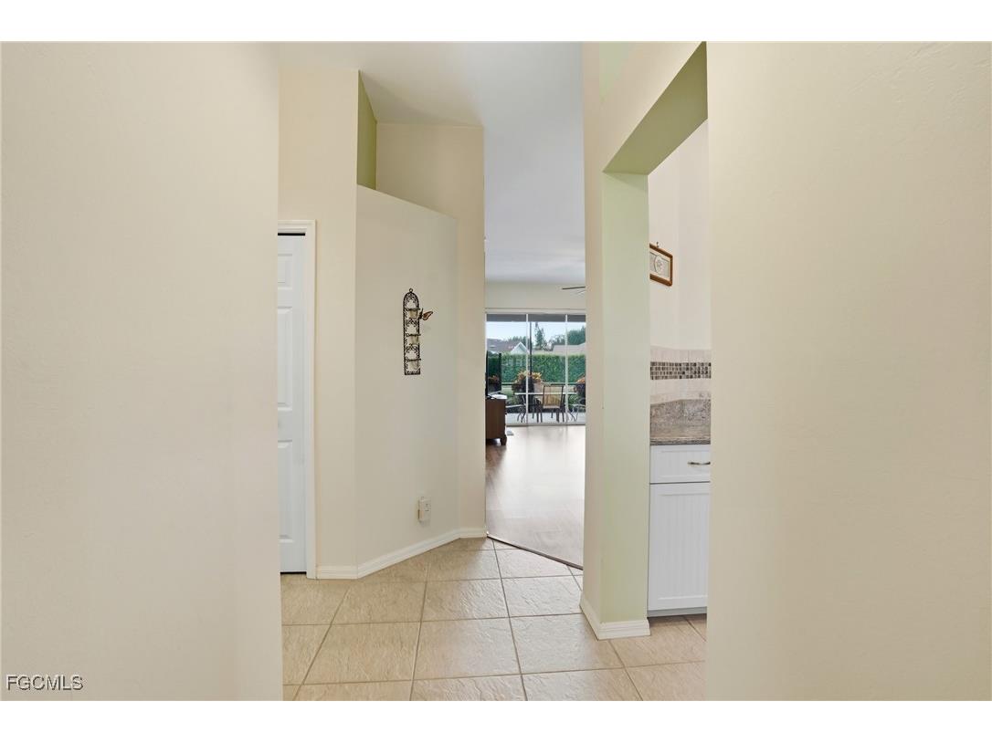 12784 Devonshire Lakes Circle Fort Myers FL 33913 2025013485 image27
