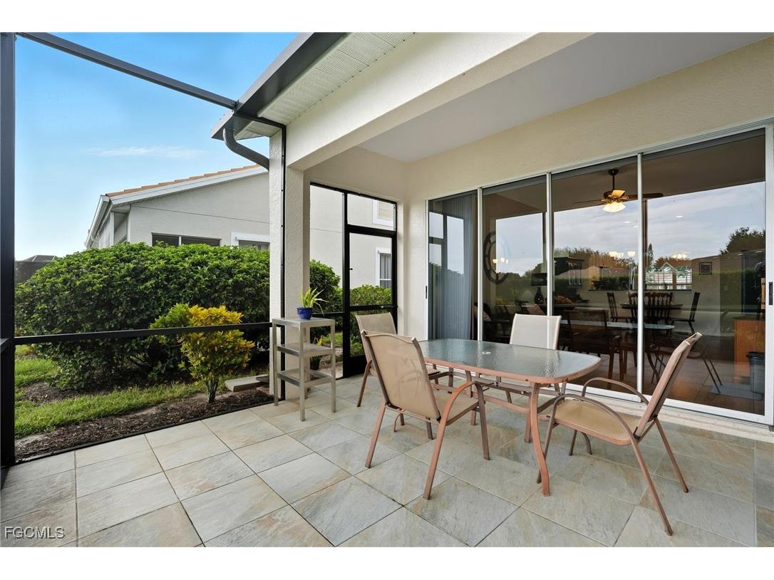 12784 Devonshire Lakes Circle Fort Myers FL 33913 2025013485 image28