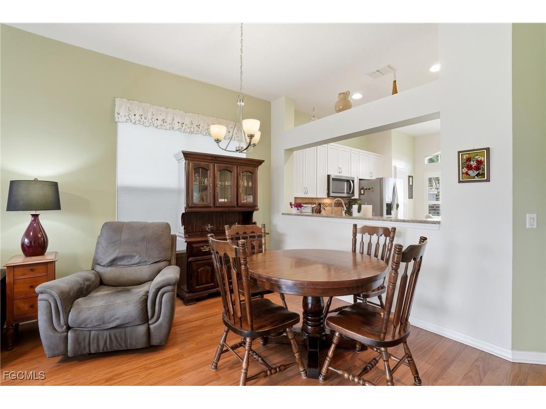 12784 Devonshire Lakes Circle Fort Myers FL 33913 2025013485 image7