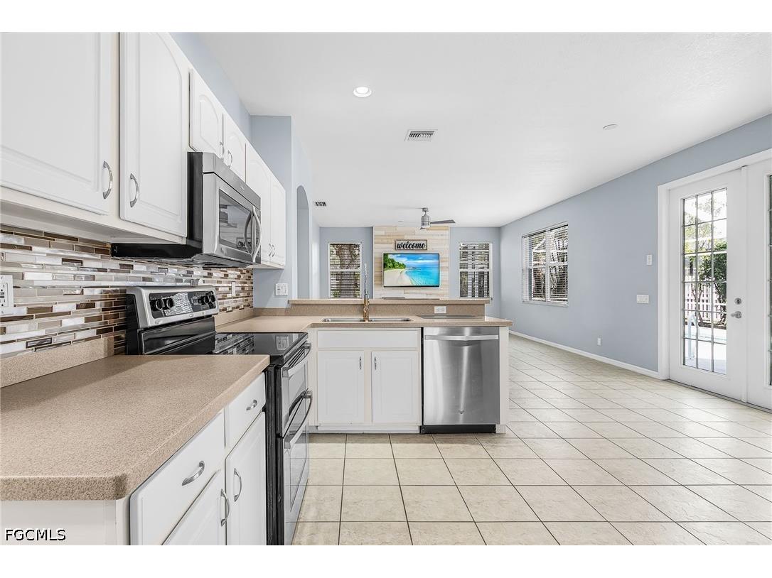 12786 Meadow Hawk Drive Fort Myers FL 33912 2026021562 image11