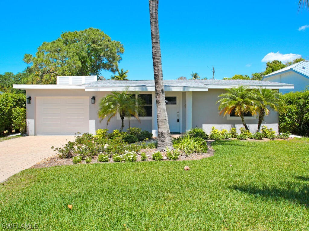 1279 10th Avenue N Naples FL 34102 226008076 image2