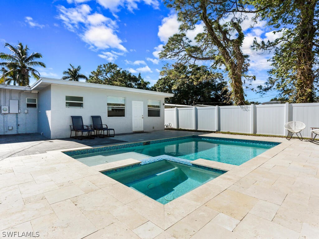 1279 10th Avenue N Naples FL 34102 226008076 image27