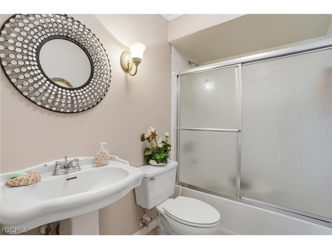 12793 Devonshire Lakes Circle Fort Myers FL 33913 2026011411 image20