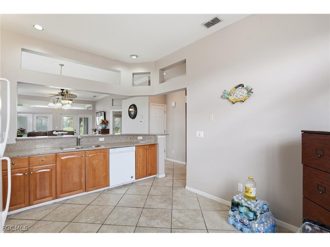 12793 Devonshire Lakes Circle Fort Myers FL 33913 2026011411 image8