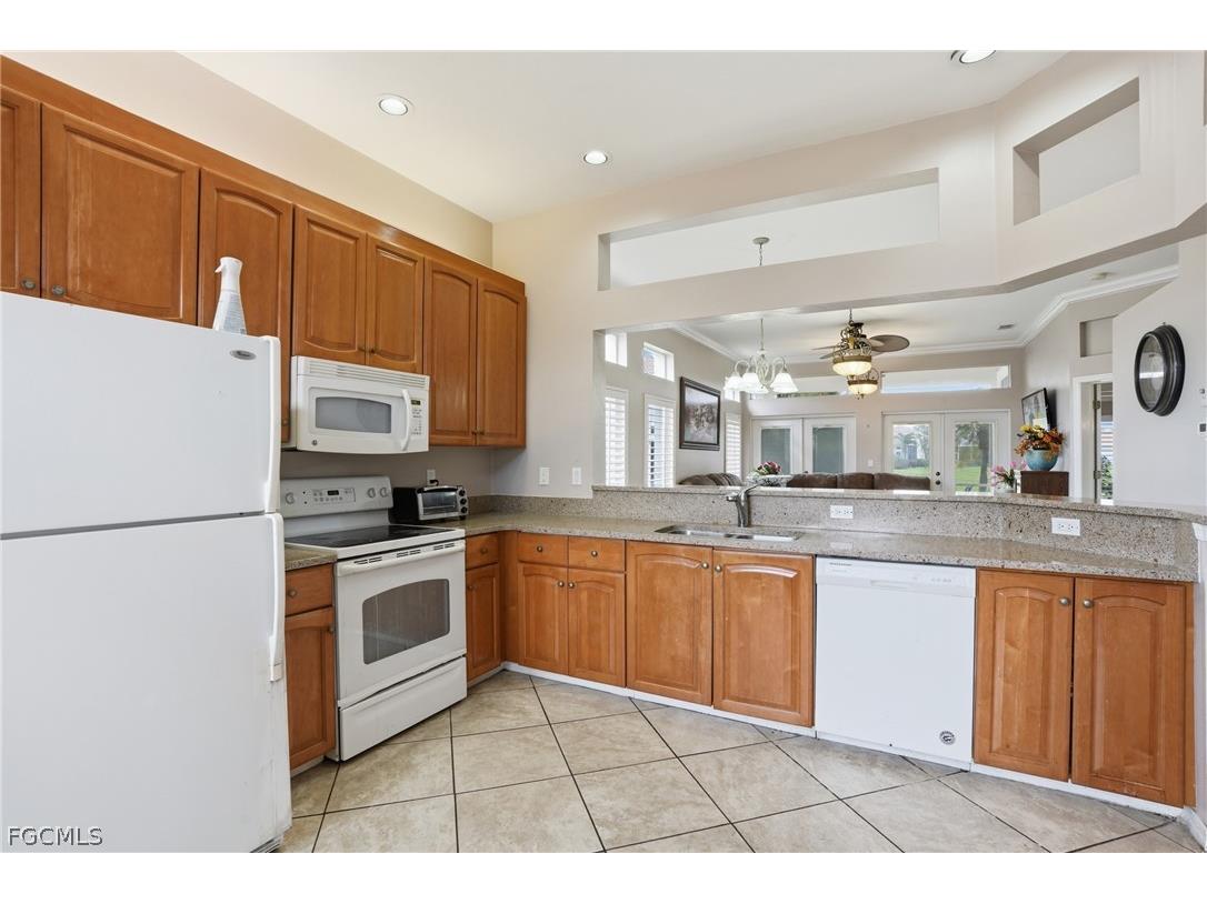 12793 Devonshire Lakes Circle Fort Myers FL 33913 2026011411 image9