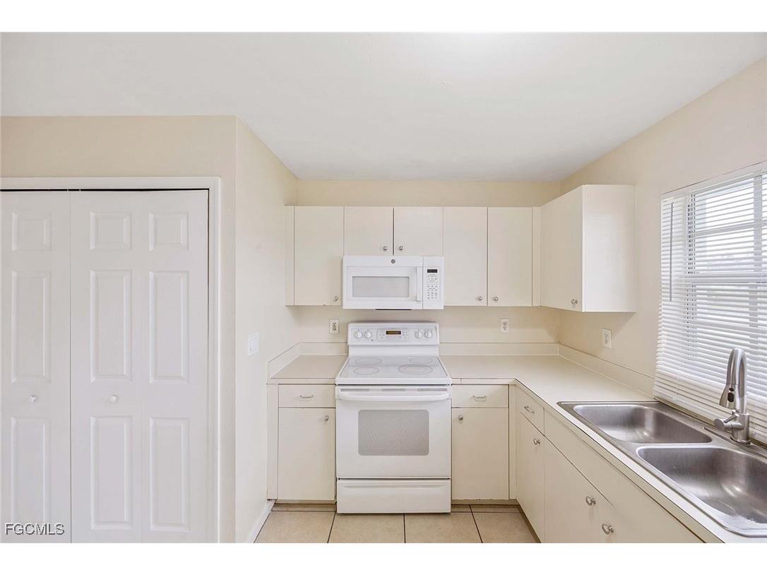 128/130 Harold Avenue S Lehigh Acres FL 33973 2025000668 image10