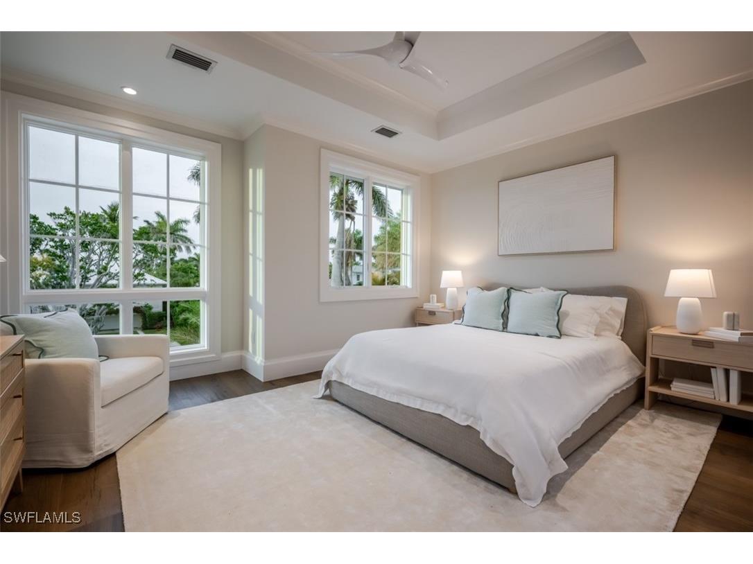128 1st Avenue S Naples FL 34102 224012251 image25