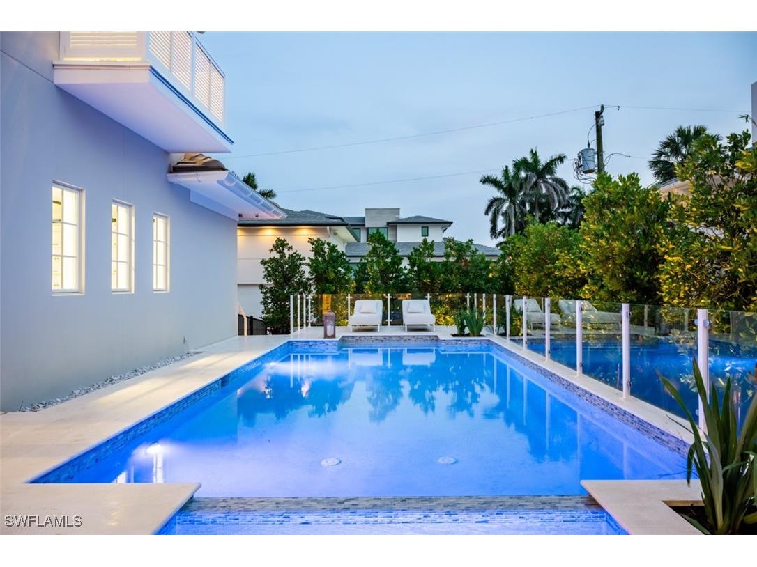 128 1st Avenue S Naples FL 34102 224012251 image44