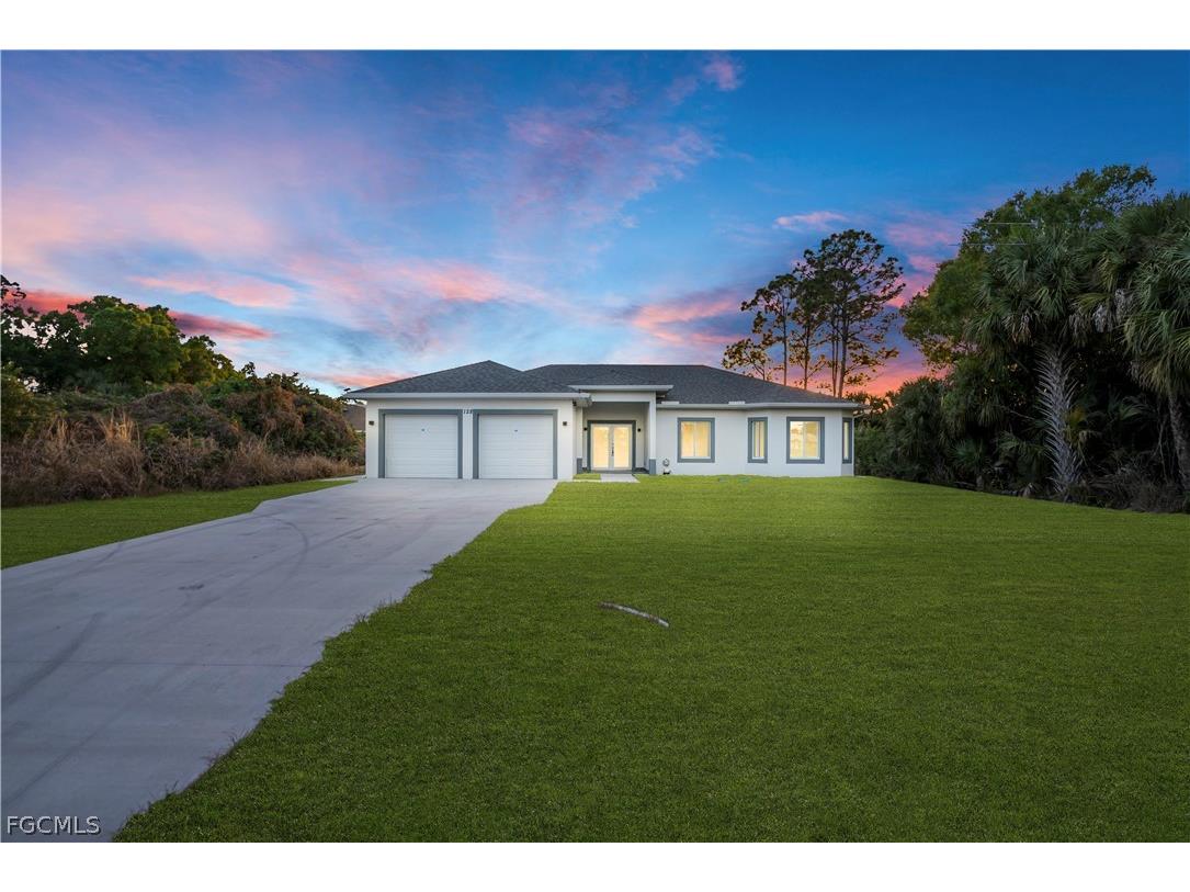 128 Bell Boulevard S Lehigh Acres FL 33974 2026010906 image2