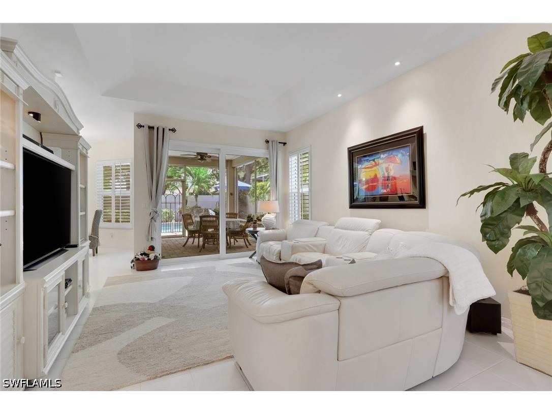 128 Livermore Lane Naples FL 34119 226024254 image25
