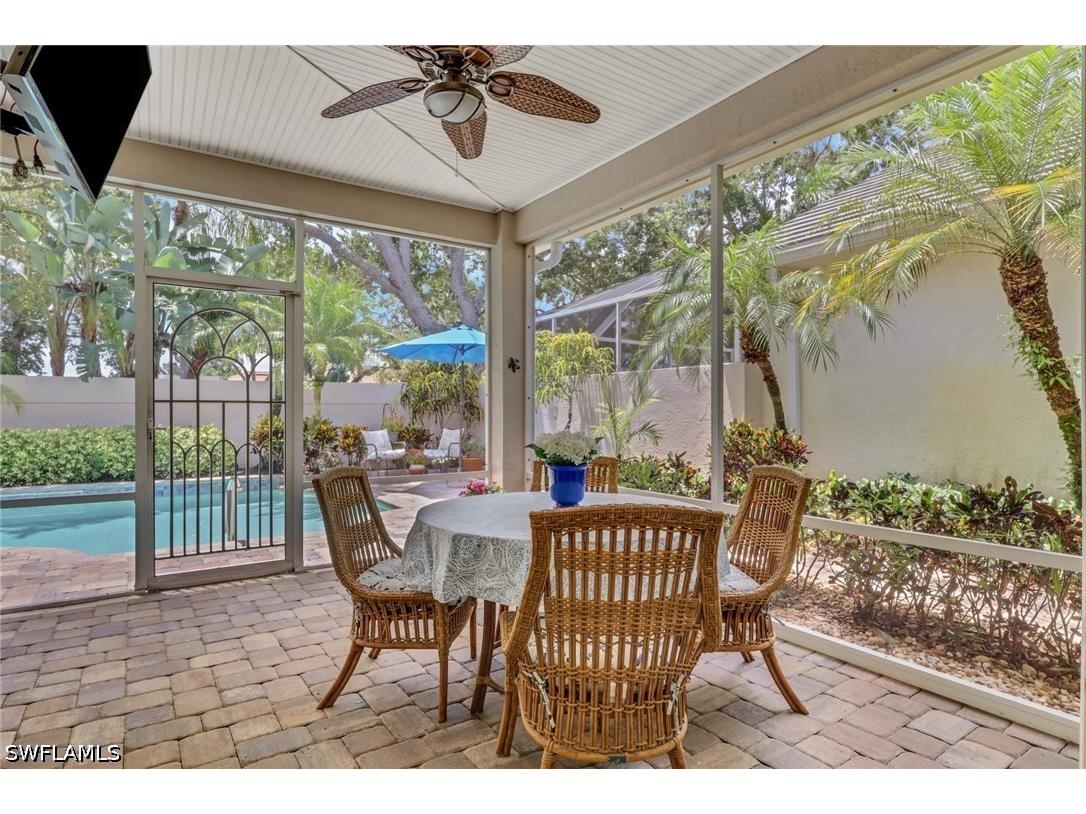 128 Livermore Lane Naples FL 34119 226024254 image4