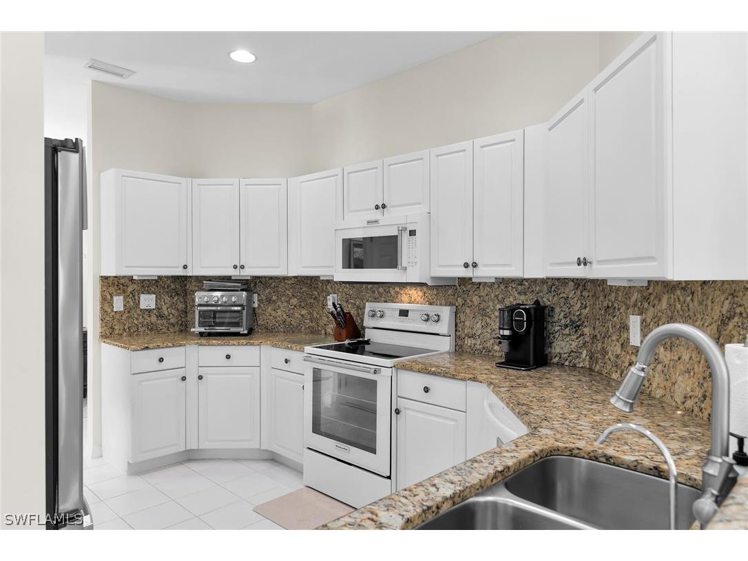 128 Livermore Lane Naples FL 34119 226011958 image11