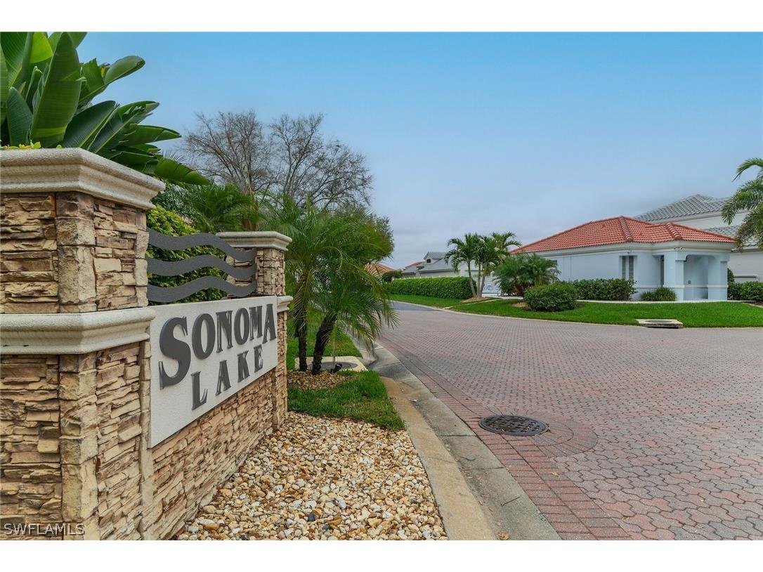 128 Livermore Lane Naples FL 34119 226011958 image2