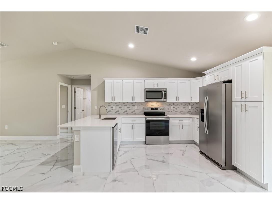 128 Sanborn Drive Lehigh Acres FL 33972 2026026715 image3