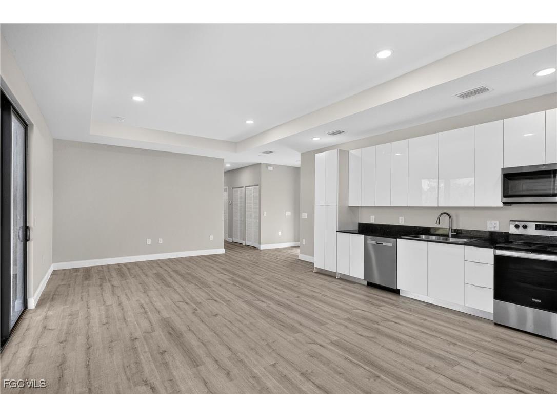 128 Viewpoint Drive Lehigh Acres FL 33972 2025024918 image14