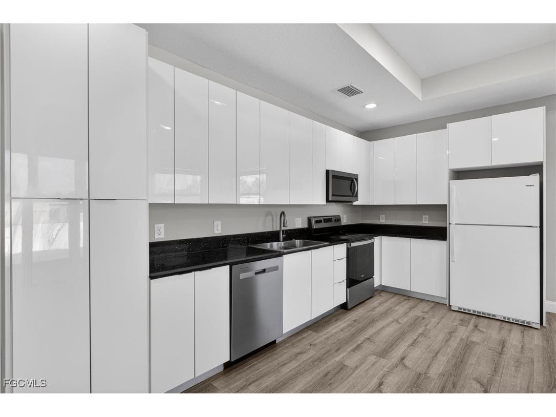 128 Viewpoint Drive Lehigh Acres FL 33972 2025024918 image15