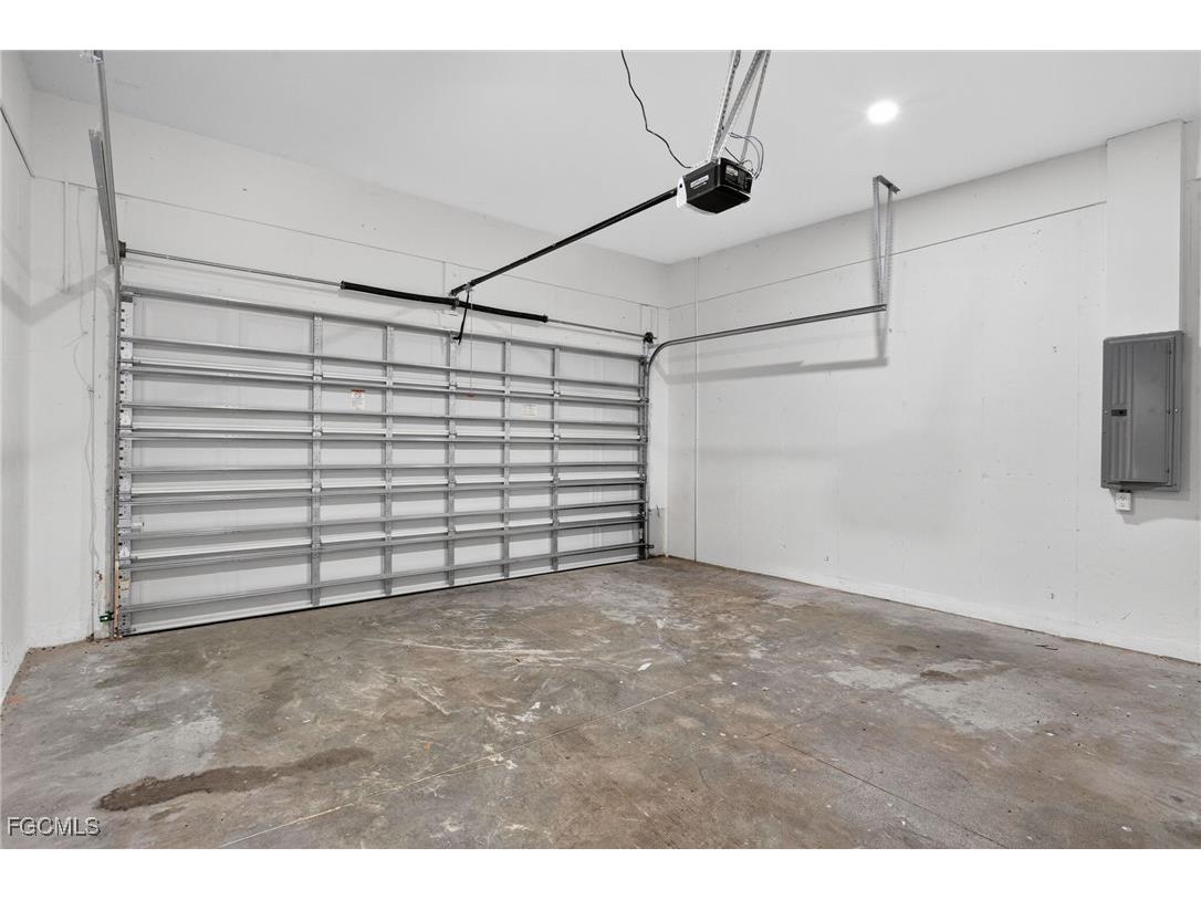 128 Viewpoint Drive Lehigh Acres FL 33972 2025024918 image32