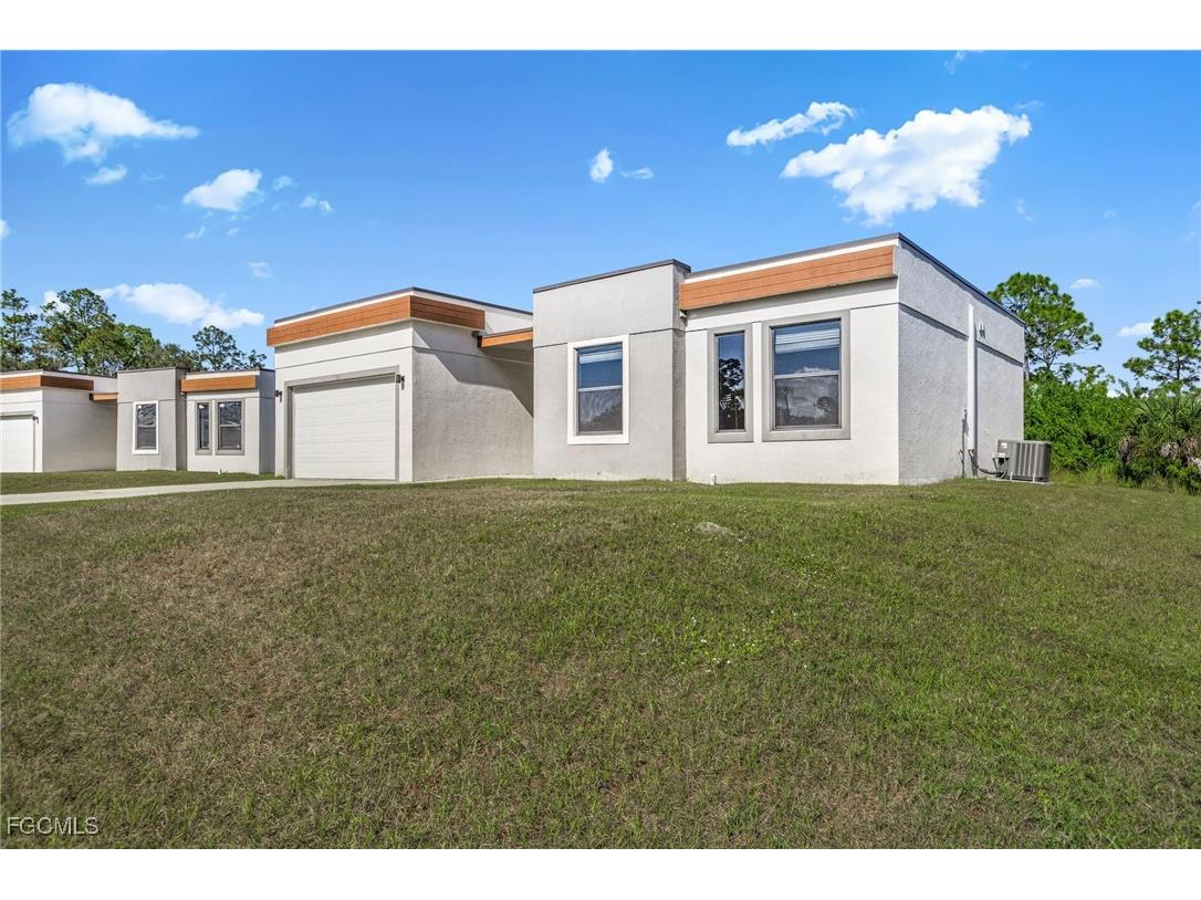 128 Viewpoint Drive Lehigh Acres FL 33972 2025024918 image6