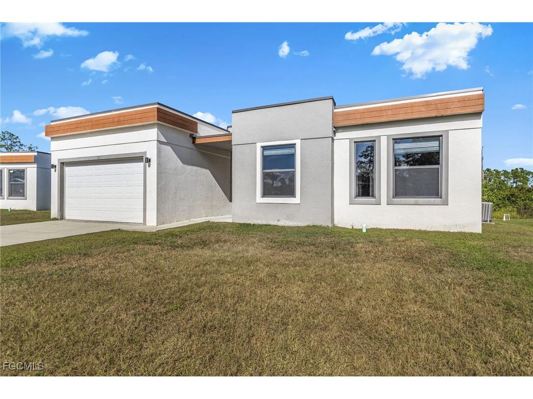 128 Viewpoint Drive Lehigh Acres FL 33972 2025024918 image7