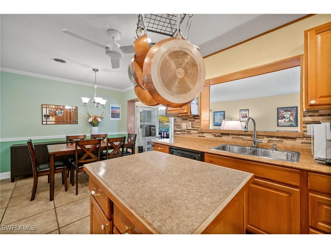 1280 22nd Avenue N Naples FL 34103 226002420 image11