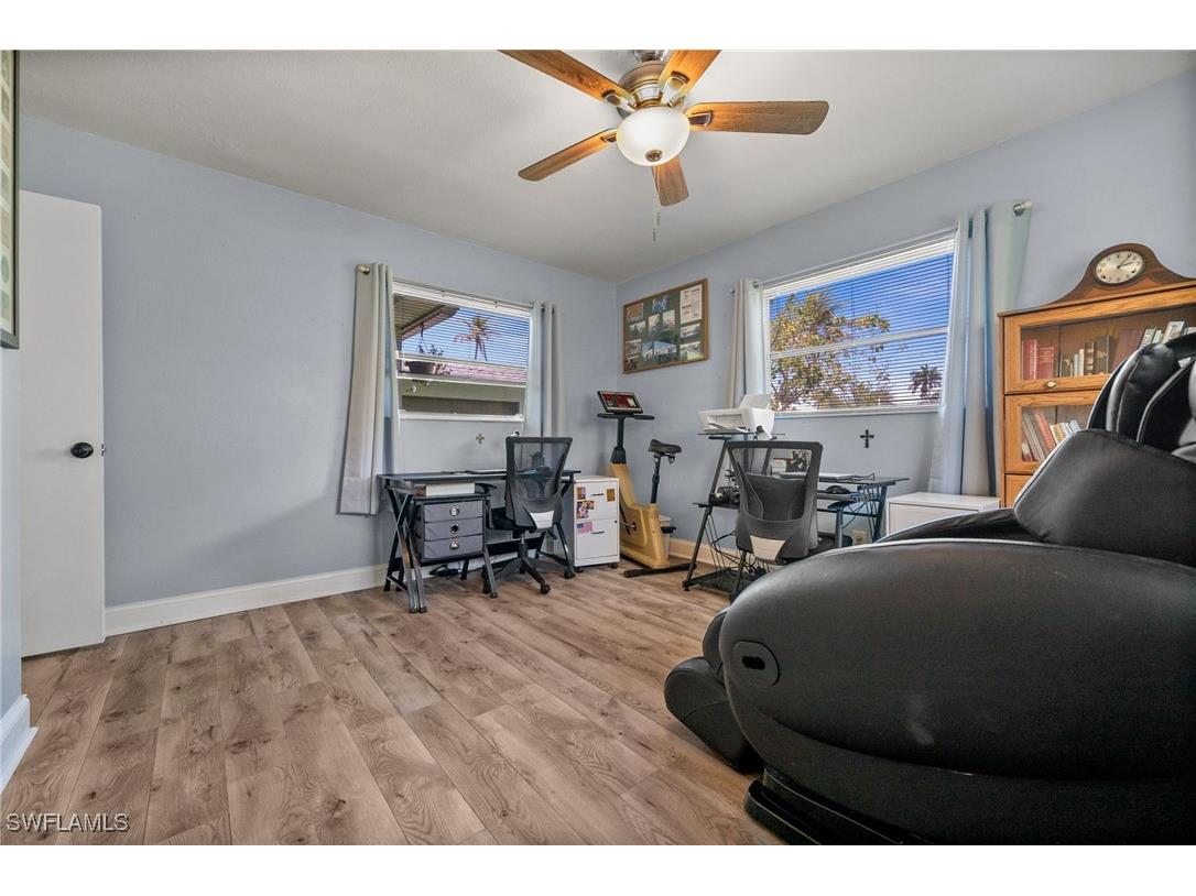 1280 22nd Avenue N Naples FL 34103 226002420 image20