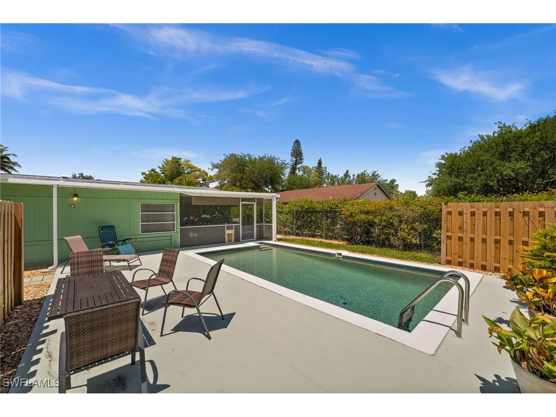 1280 22nd Avenue N Naples FL 34103 226002420 image25