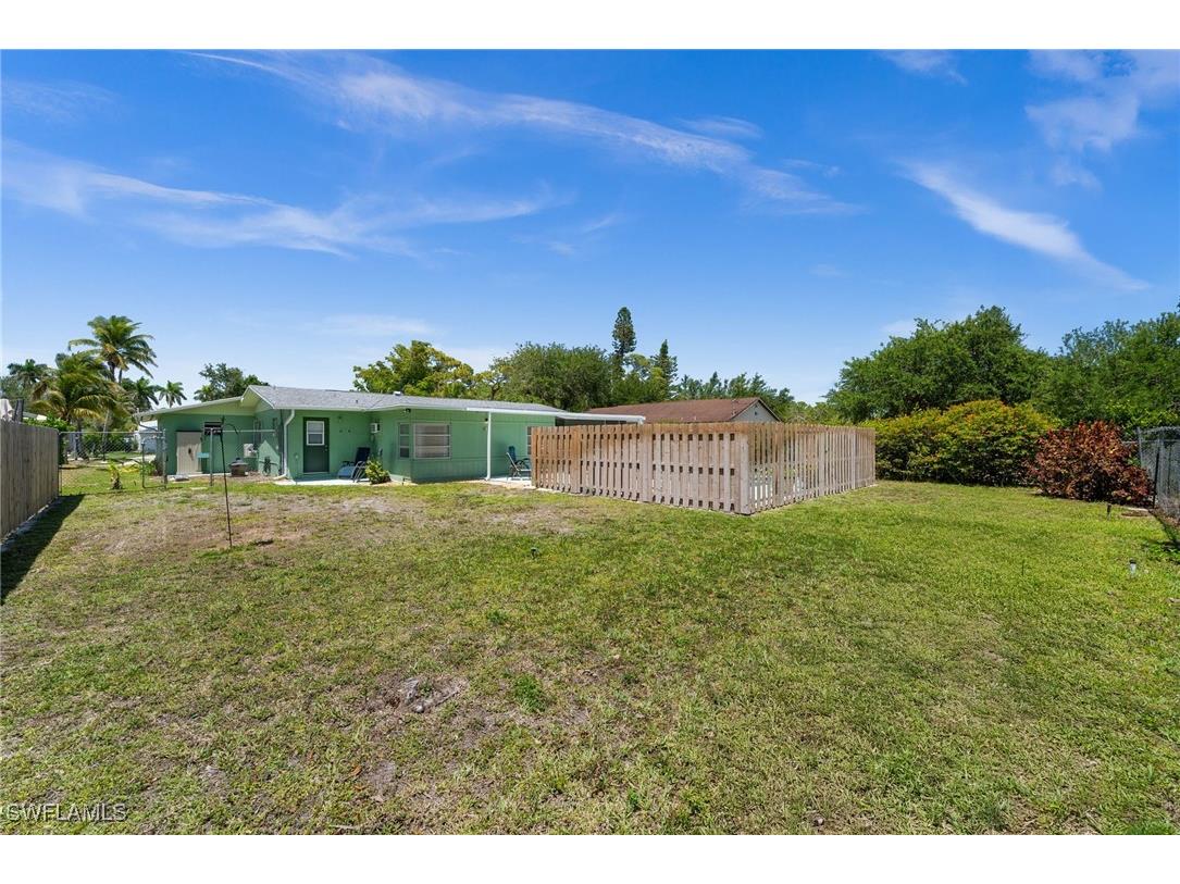 1280 22nd Avenue N Naples FL 34103 226002420 image26