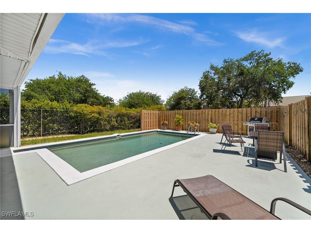 1280 22nd Avenue N Naples FL 34103 226002420 image27