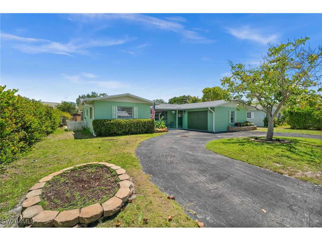 1280 22nd Avenue N Naples FL 34103 226002420 image34