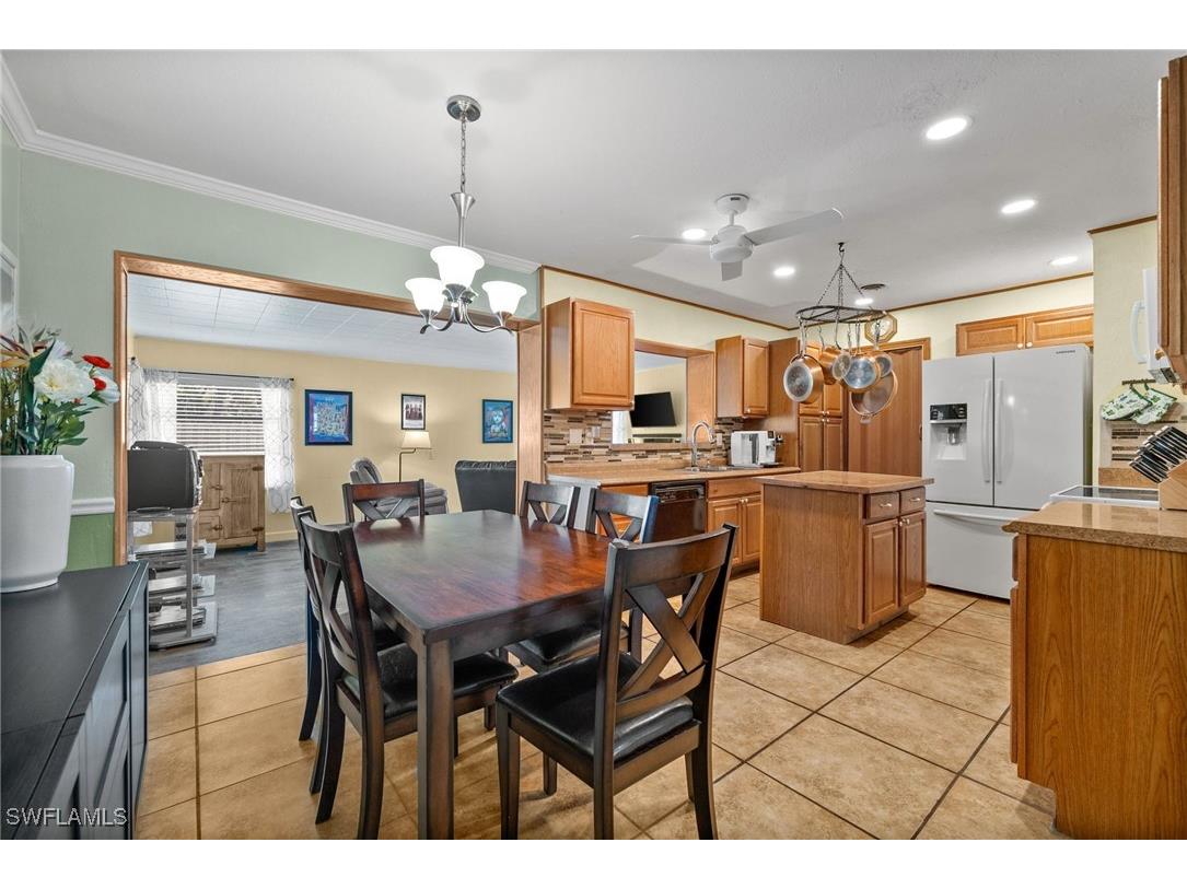 1280 22nd Avenue N Naples FL 34103 226002420 image5