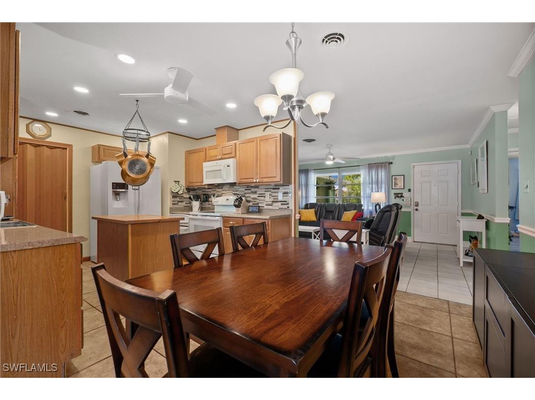 1280 22nd Avenue N Naples FL 34103 226002420 image9