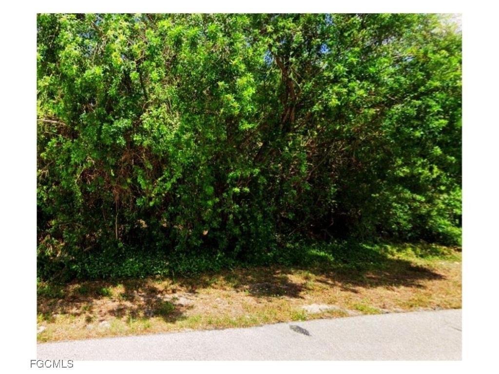 1280 Eden Avenue Port Charlotte FL 33948 2026002415 image1