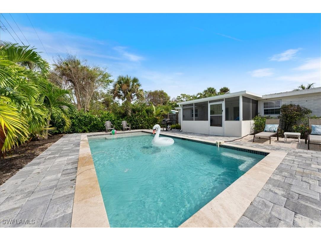 1280 Embassy Lane Naples FL 34104 225081174 image16