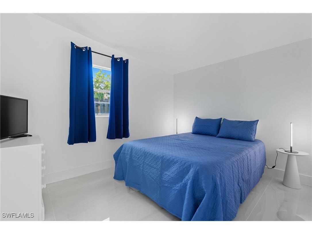 1280 Pine Street Naples FL 34104 226000680 image15