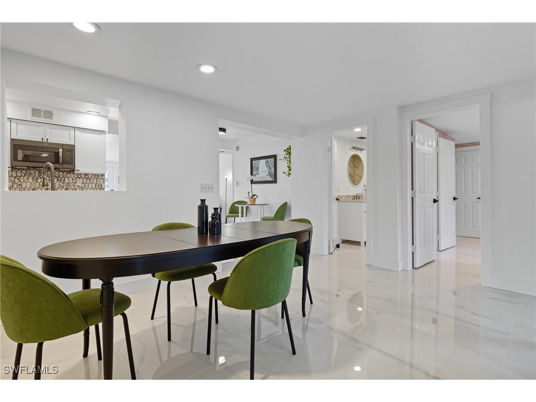 1280 Pine Street Naples FL 34104 226000680 image17