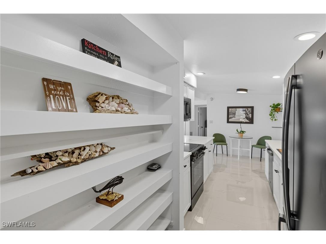 1280 Pine Street Naples FL 34104 226000680 image34