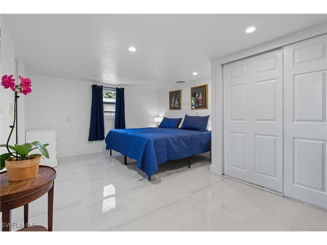 1280 Pine Street Naples FL 34104 226000680 image7