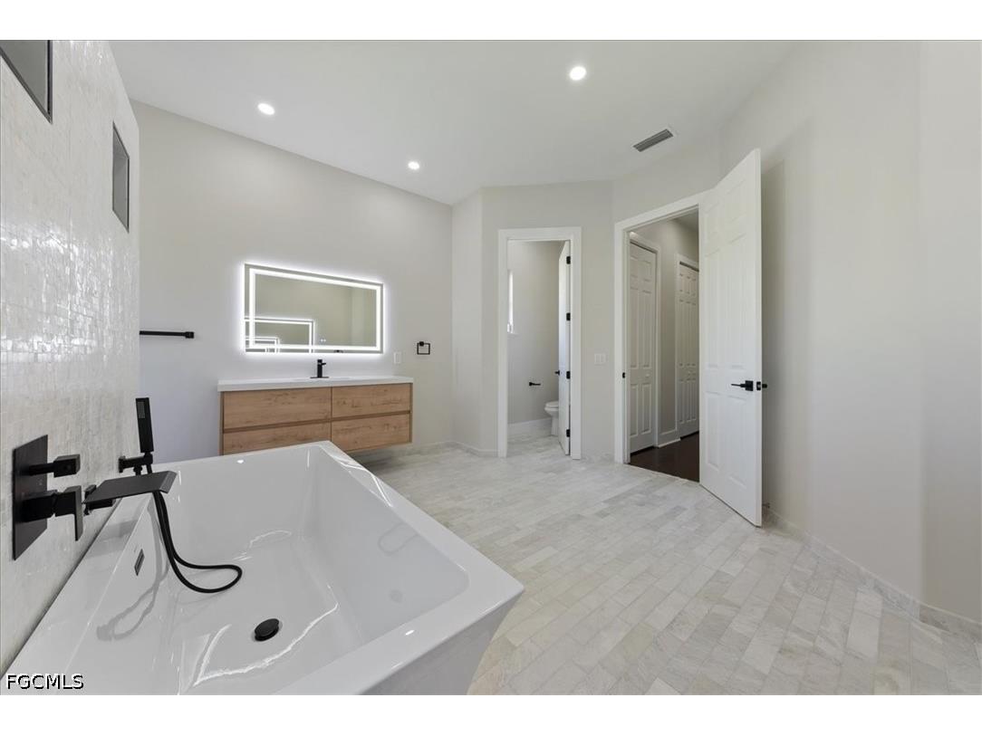 12800 Treeline Court North Fort Myers FL 33903 2026022964 image16